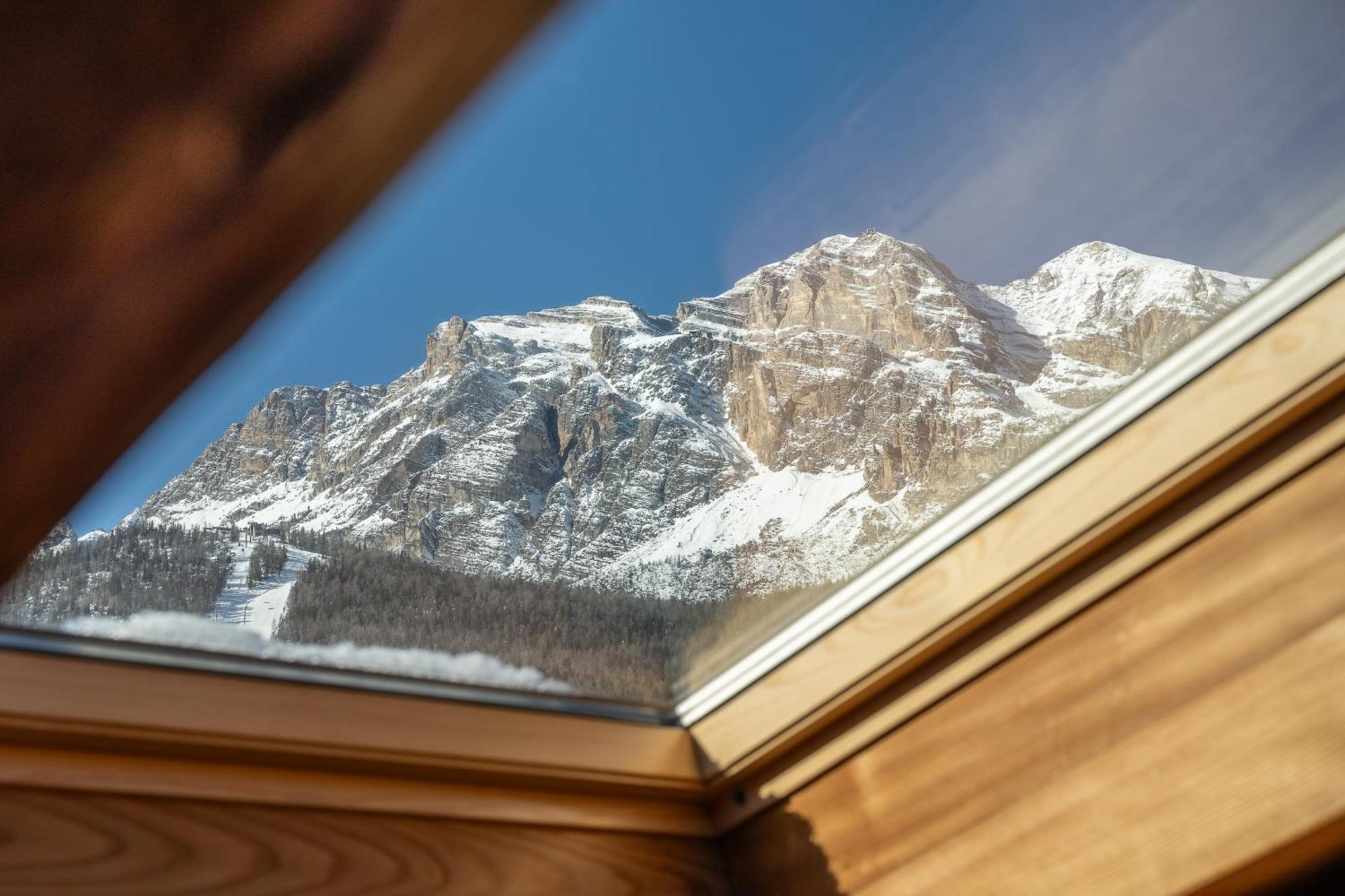 Cortina Lodge Cortina d'Ampezzo Exterior foto