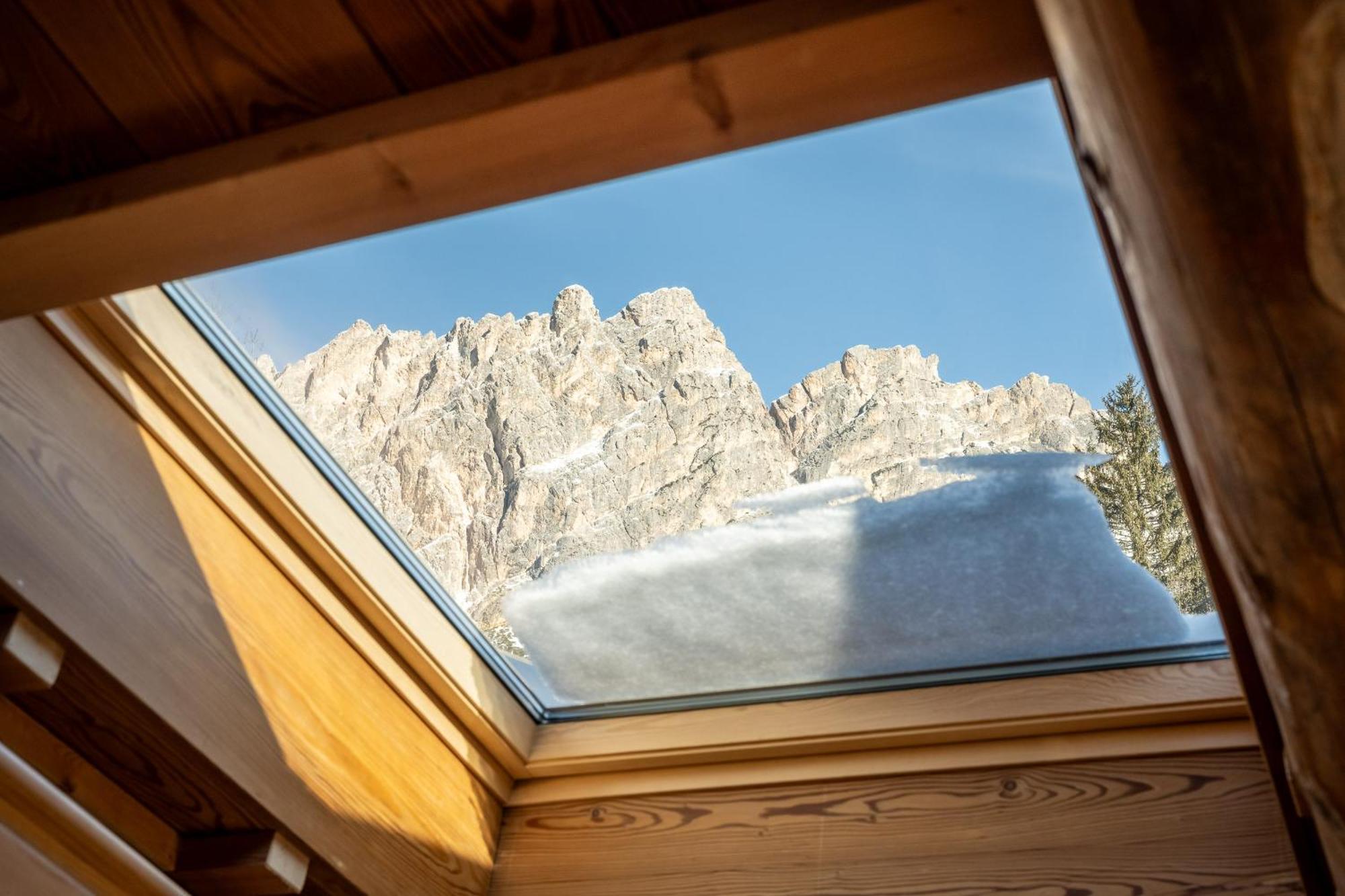 Cortina Lodge Cortina d'Ampezzo Exterior foto