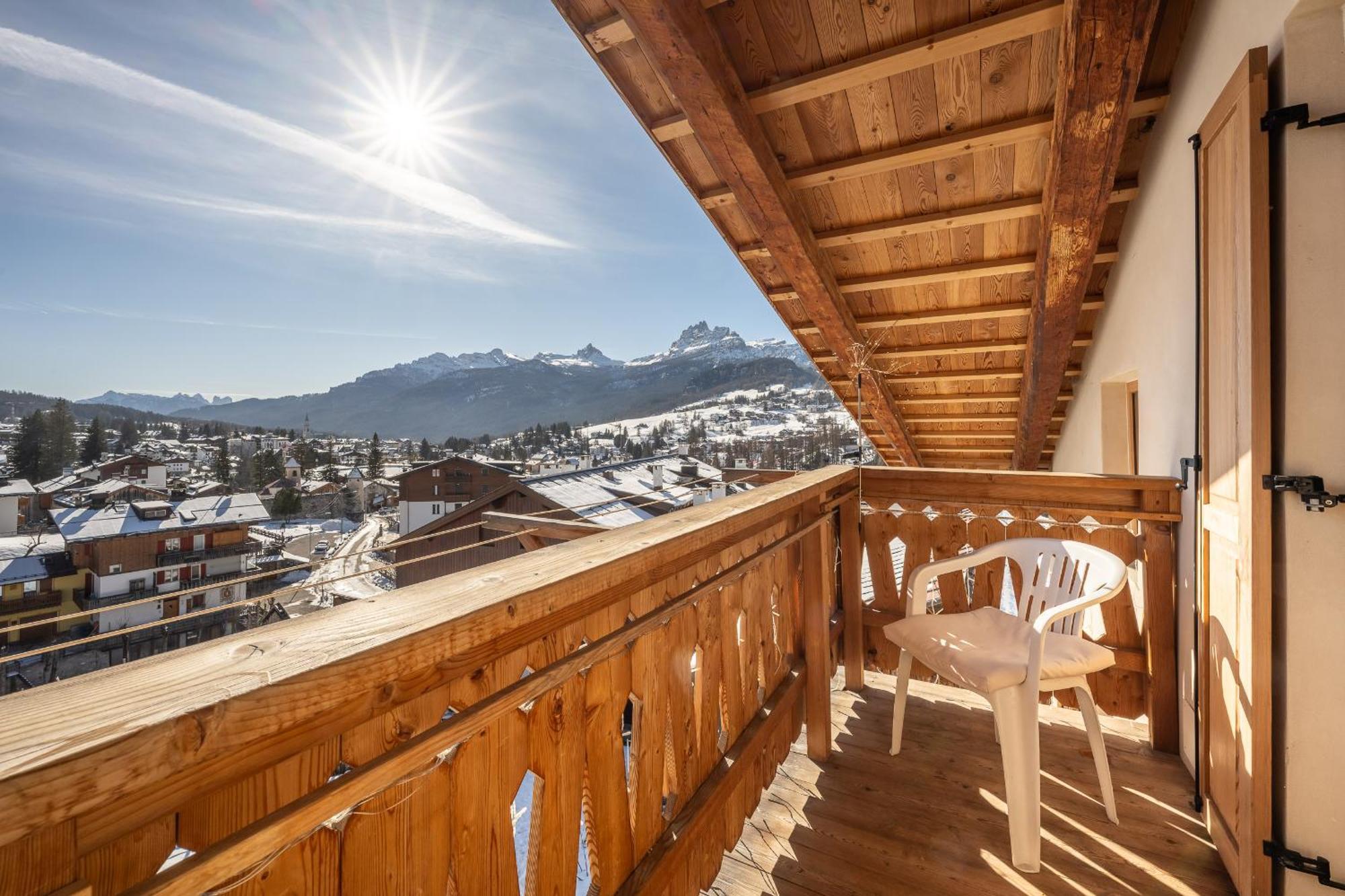 Cortina Lodge Cortina d'Ampezzo Exterior foto